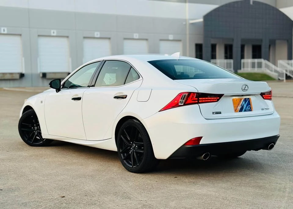 2015 Lexus IS F 2nd Gen - Image 9 of 16