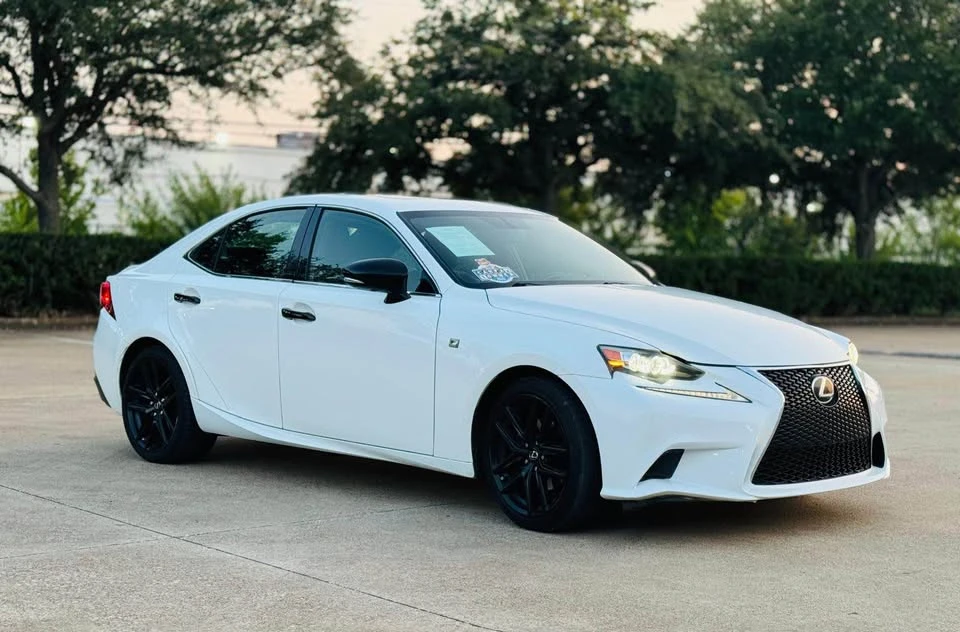 2015 Lexus IS F 2nd Gen - Image 5 of 16