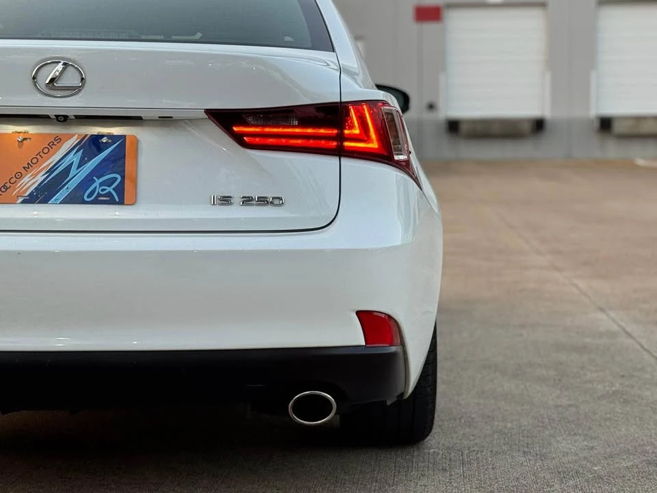 2015 Lexus IS F 2nd Gen - Image 11 of 16