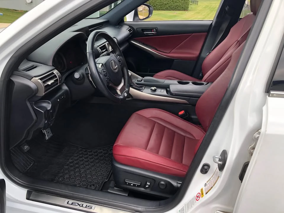 2015 Lexus IS 3rd Gen - Image 9 of 19