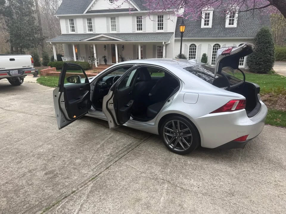 2015 Lexus IS 3rd Gen - Image 4 of 16