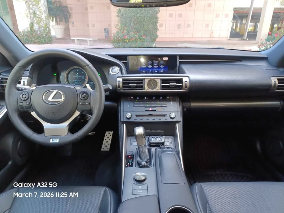 2015 Lexus IS 3rd Gen - Image 10 of 18