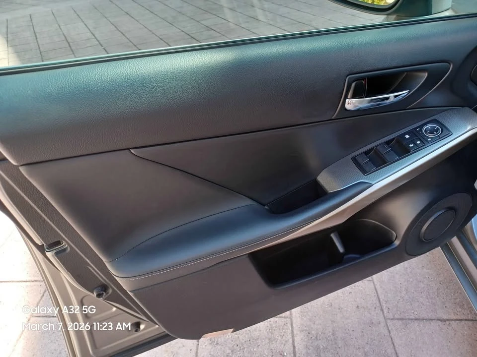2015 Lexus IS 3rd Gen - Image 12 of 18