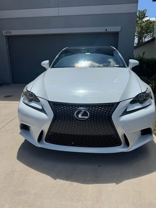 2015 Lexus IS 3rd Gen - Image 4 of 17