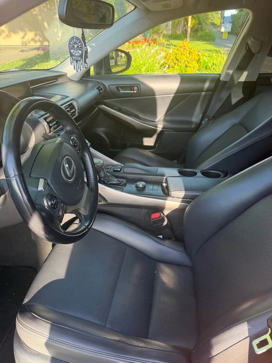2015 Lexus IS 3rd Gen - Image 5 of 14