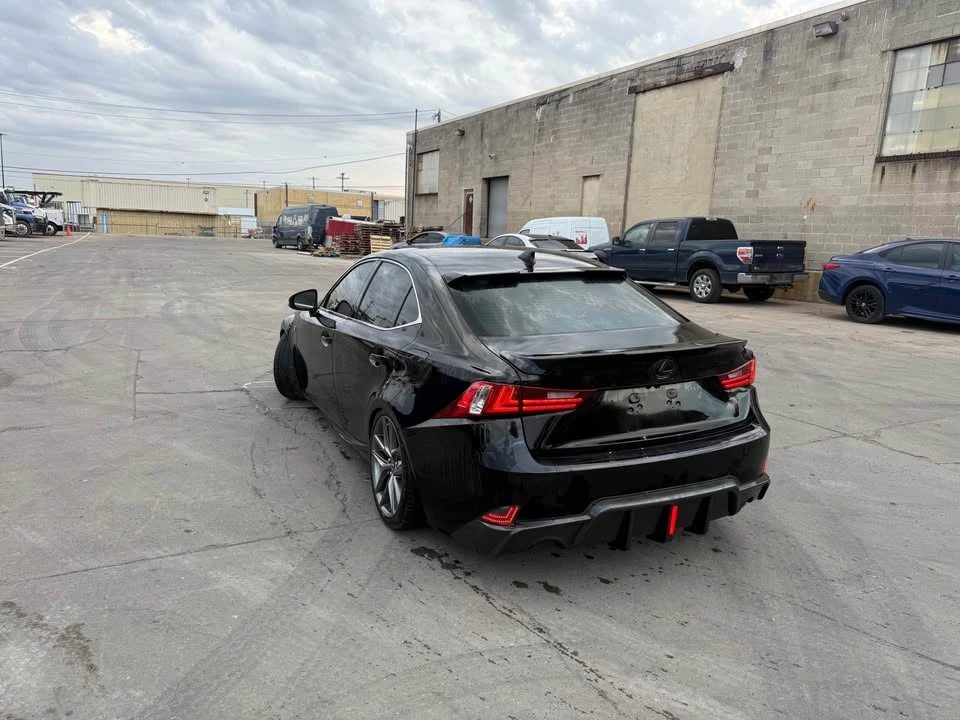 2015 Lexus IS 3rd Gen - Image 8 of 11