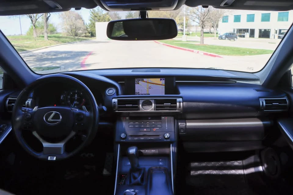 2015 Lexus IS 3rd Gen - Image 13 of 20