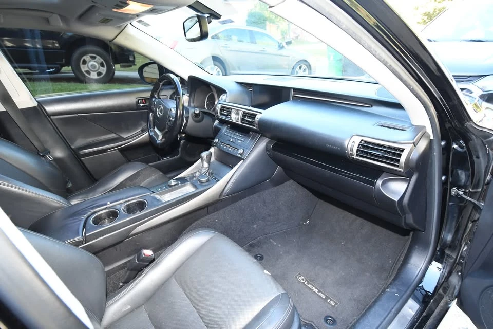 2015 Lexus IS 3rd Gen - Image 4 of 20