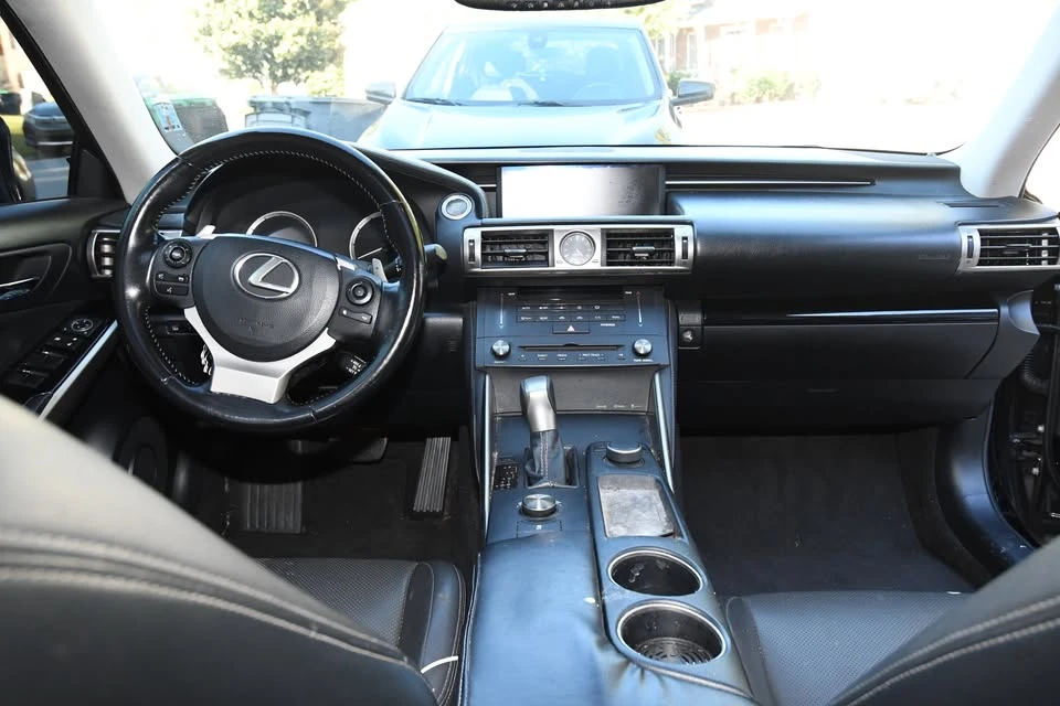 2015 Lexus IS 3rd Gen - Image 12 of 20