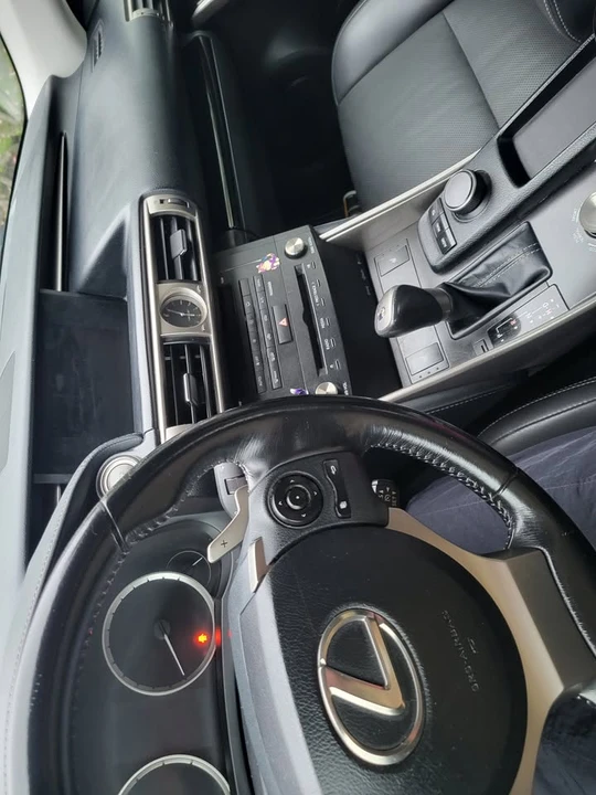 2015 Lexus IS 3rd Gen - Image 5 of 11