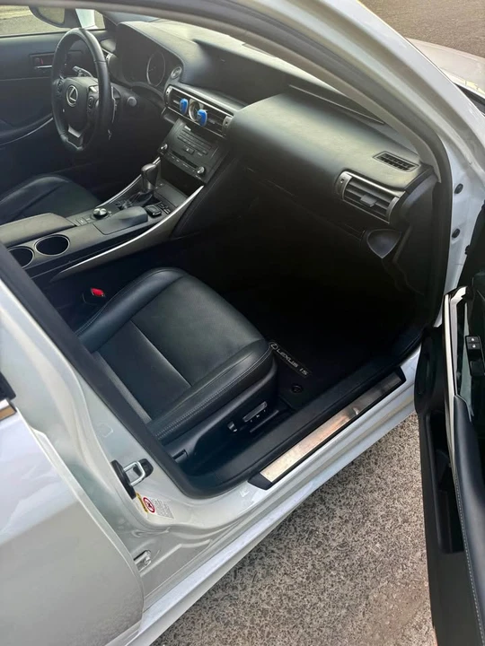 2015 Lexus IS 3rd Gen - Image 5 of 10