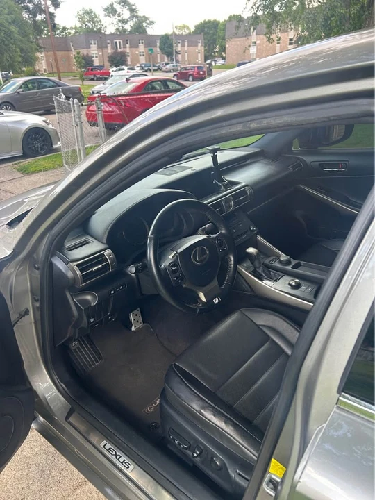 2015 Lexus IS 3rd Gen - Image 6 of 8