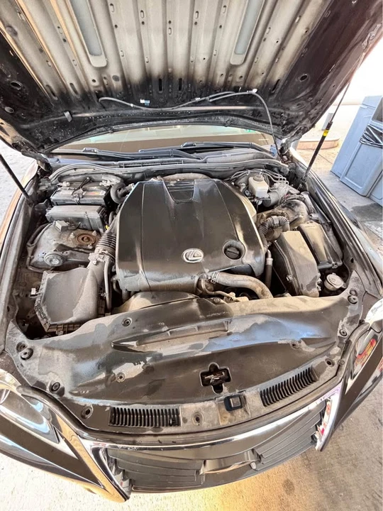 2015 Lexus IS 3rd Gen - Image 6 of 9