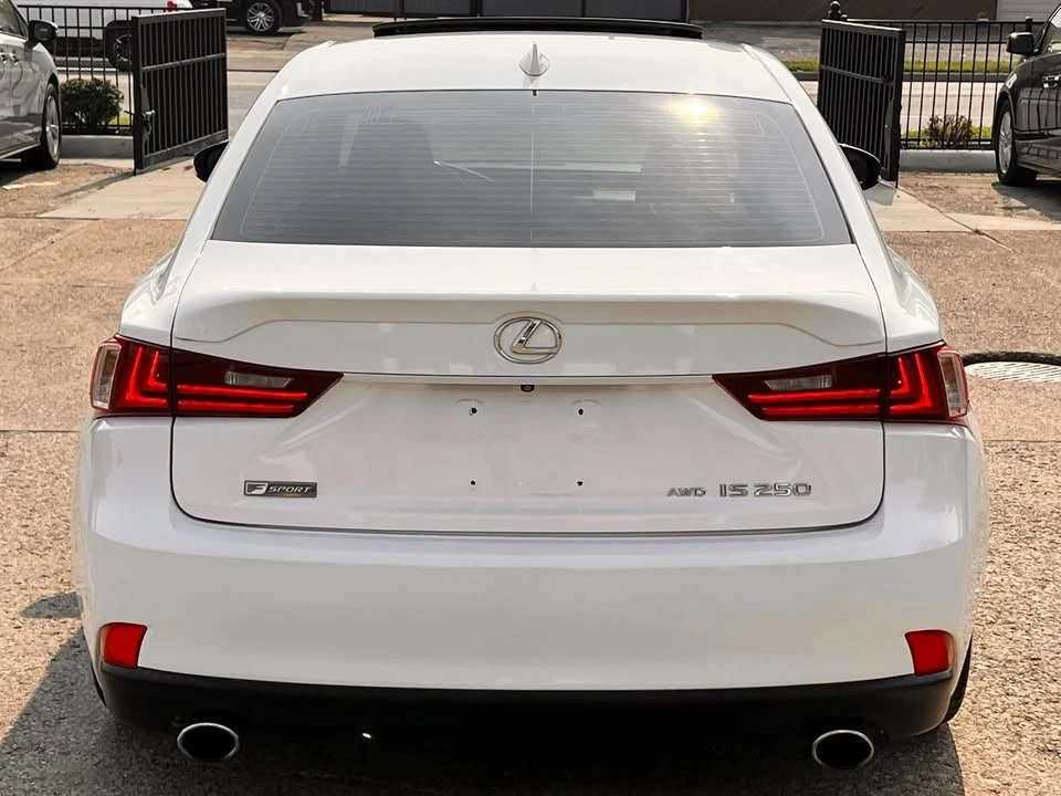 2015 Lexus IS 3rd Gen - Image 5 of 20