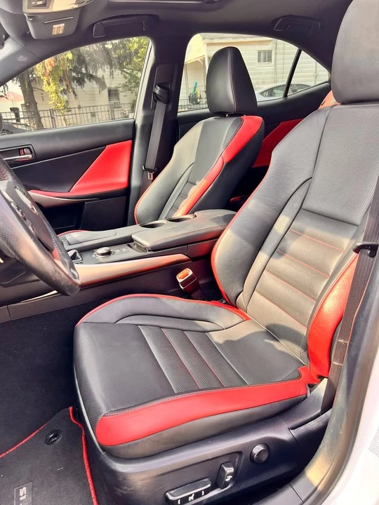 2015 Lexus IS 3rd Gen - Image 10 of 20
