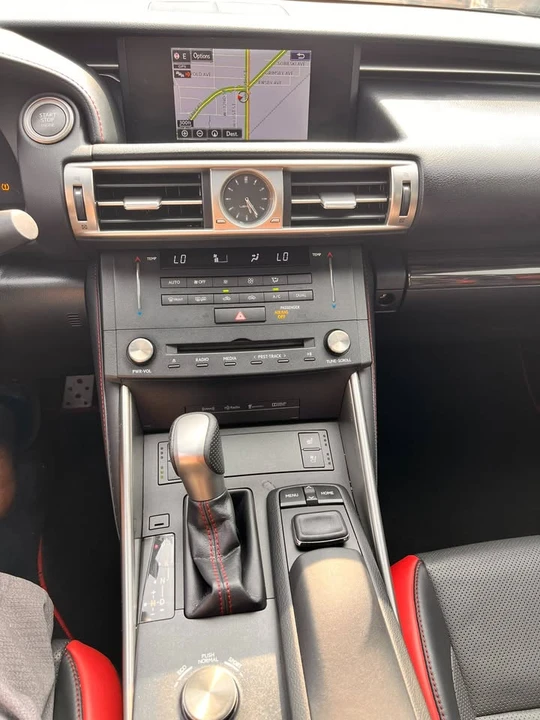 2015 Lexus IS 3rd Gen - Image 14 of 20