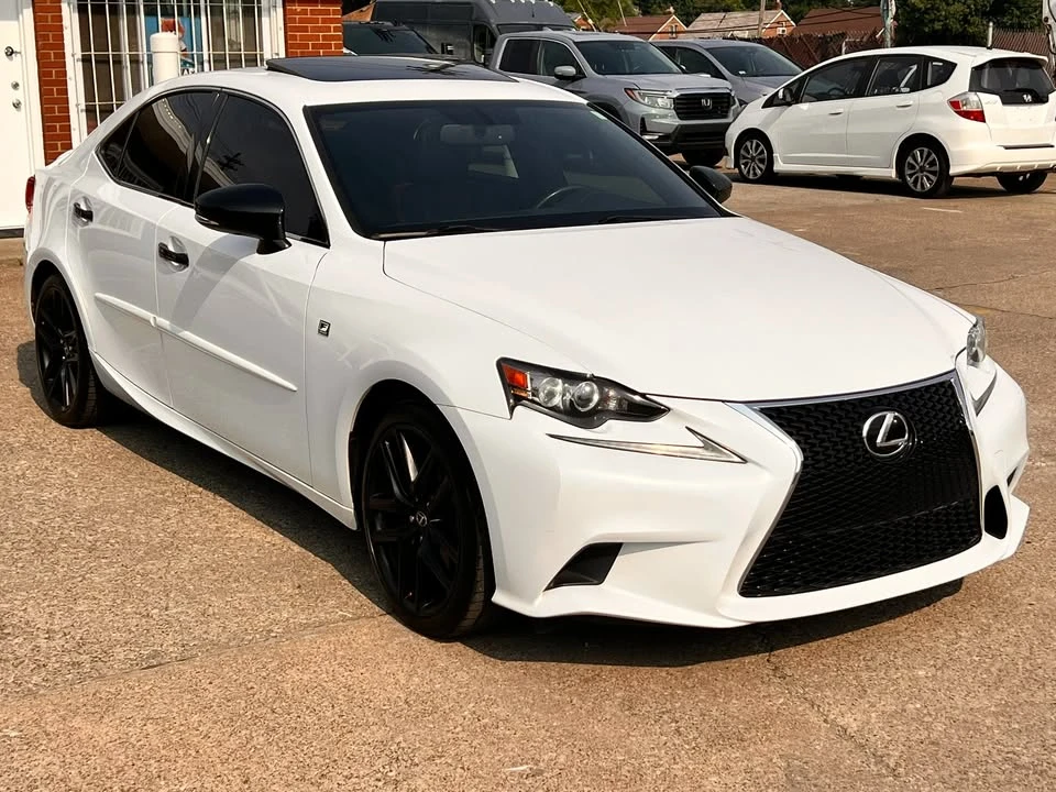 2015 Lexus IS 3rd Gen - Image 8 of 20