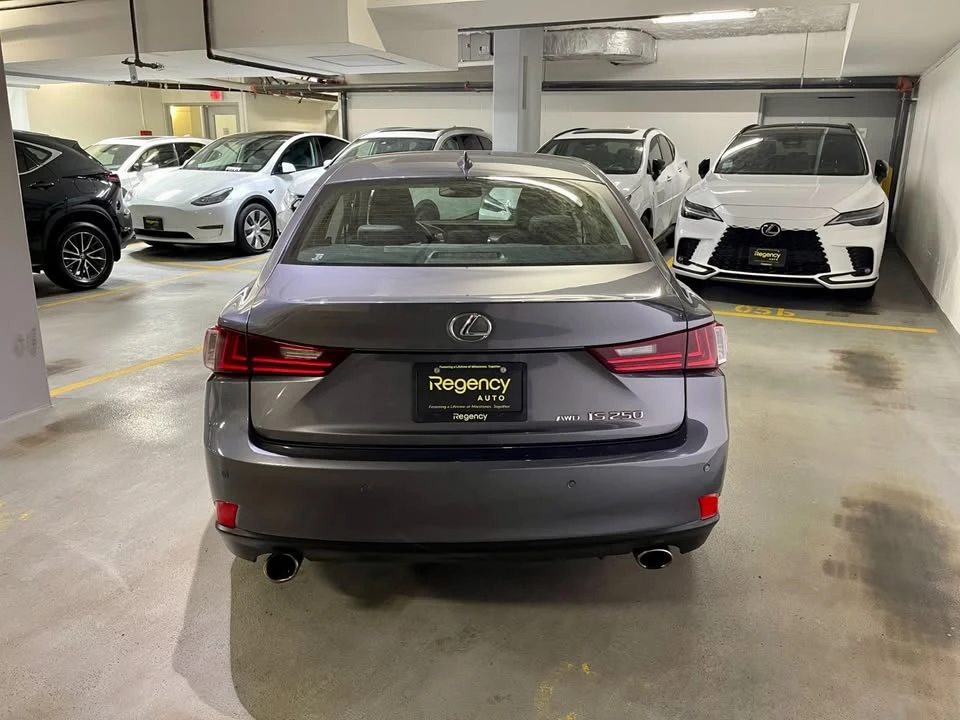 2015 Lexus IS 3rd Gen - Image 4 of 16