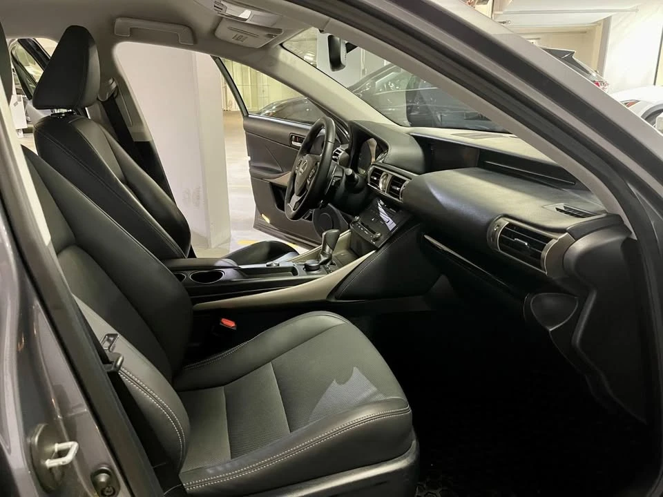 2015 Lexus IS 3rd Gen - Image 6 of 16