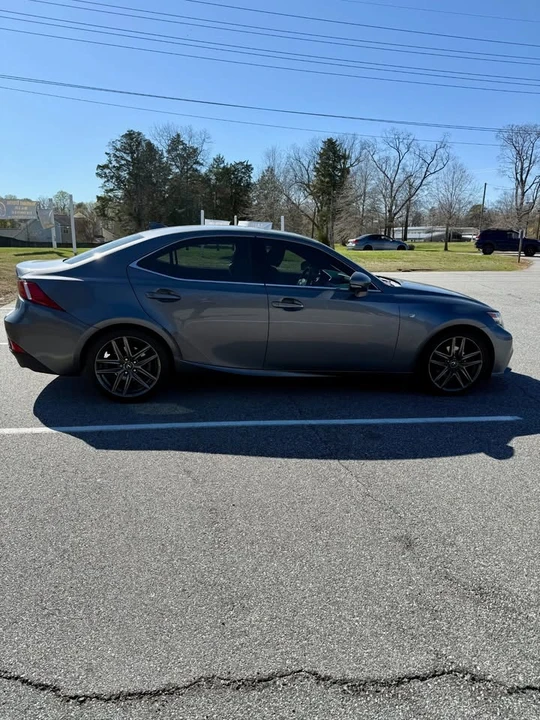 2015 Lexus IS 3rd Gen - Image 4 of 7