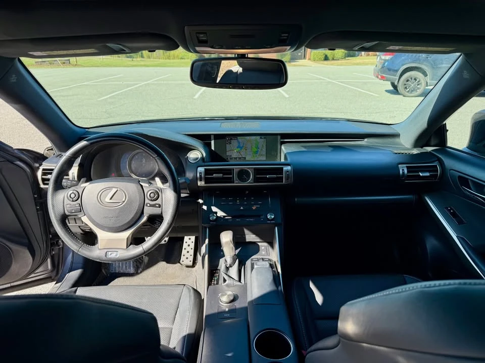 2015 Lexus IS 3rd Gen - Image 6 of 7