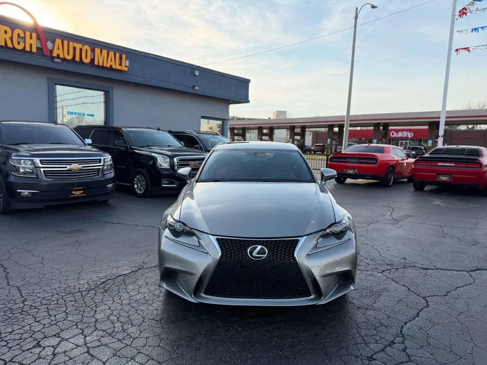 2015 Lexus IS 3rd Gen - Image 8 of 15