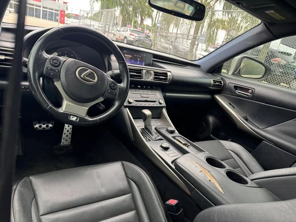 2015 Lexus IS 3rd Gen - Image 9 of 10