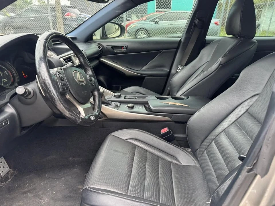 2015 Lexus IS 3rd Gen - Image 8 of 10