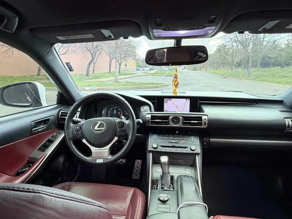 2015 Lexus IS 3rd Gen - Image 13 of 15
