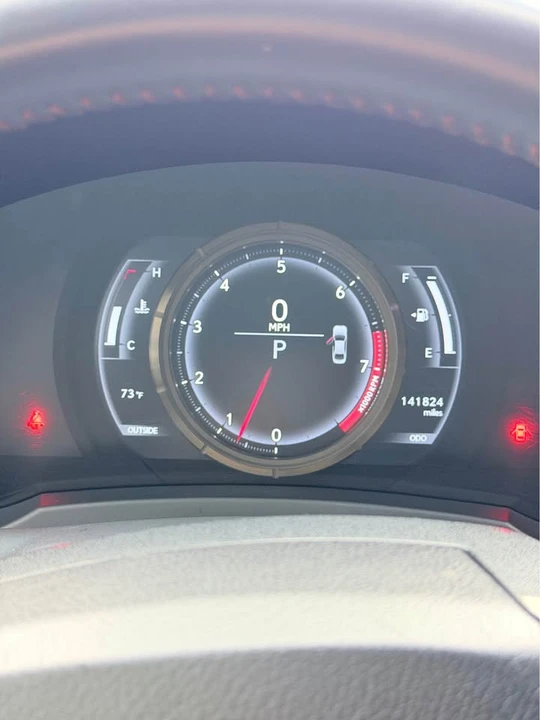 2015 Lexus IS 3rd Gen - Image 14 of 15