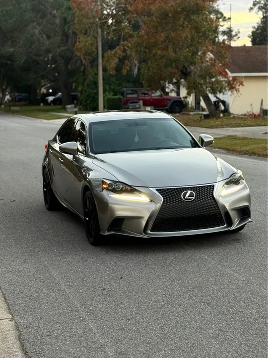 2015 Lexus IS 3rd Gen - Image 9 of 11