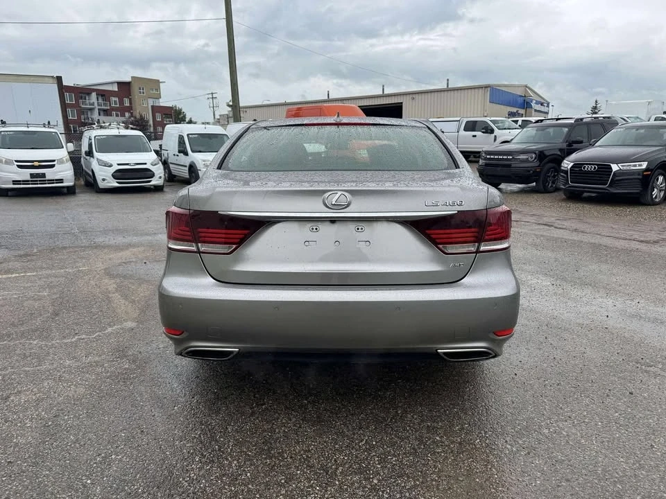 2015 Lexus LS 4th Gen - Image 4 of 17