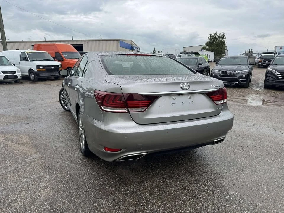 2015 Lexus LS 4th Gen - Image 5 of 17