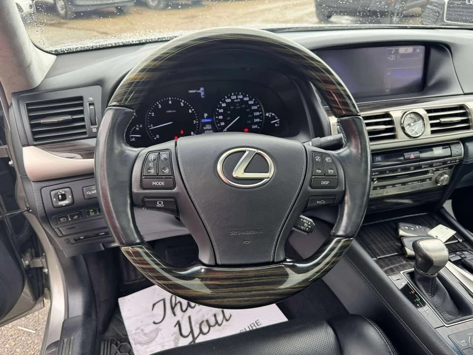2015 Lexus LS 4th Gen - Image 8 of 17