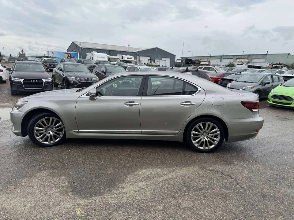 2015 Lexus LS 4th Gen - Image 6 of 17