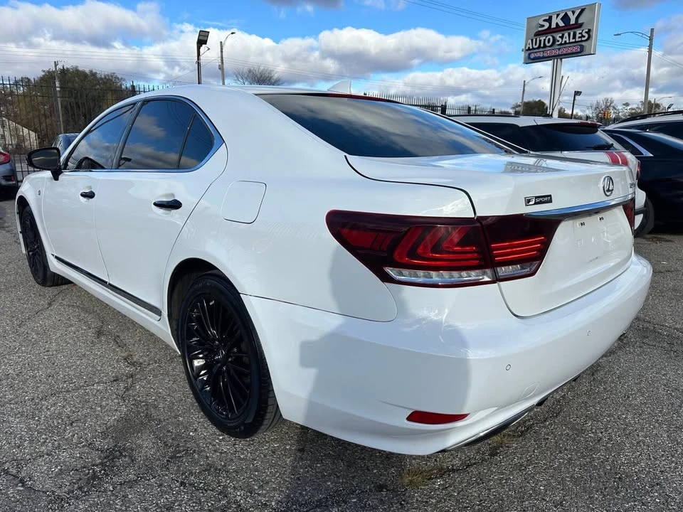 2015 Lexus LS 4th Gen - Image 7 of 20