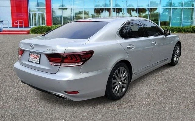 2015 Lexus LS 4th Gen - Image 4 of 11