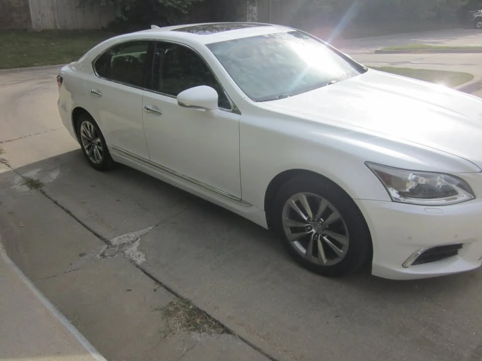 2015 Lexus LS 4th Gen - Image 2 of 6