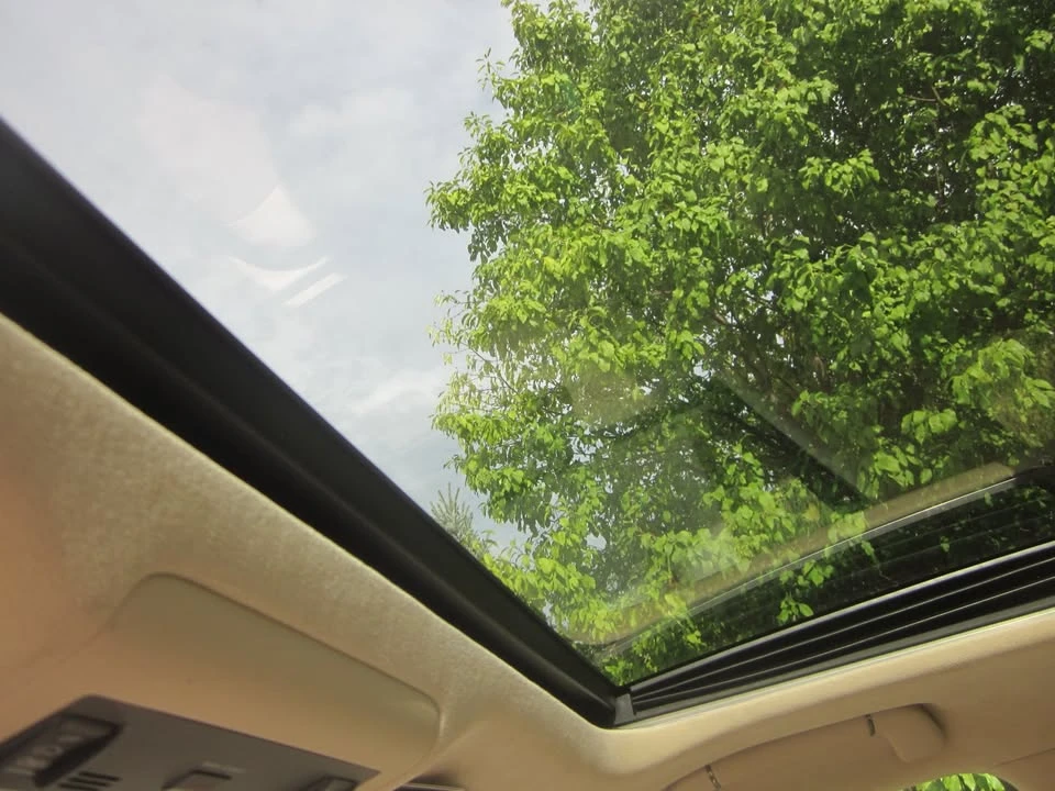 2015 Lexus LS 4th Gen - Image 6 of 6