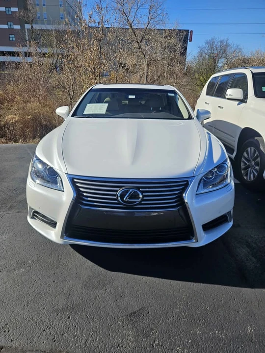 2015 Lexus LS 4th Gen - Image 2 of 17