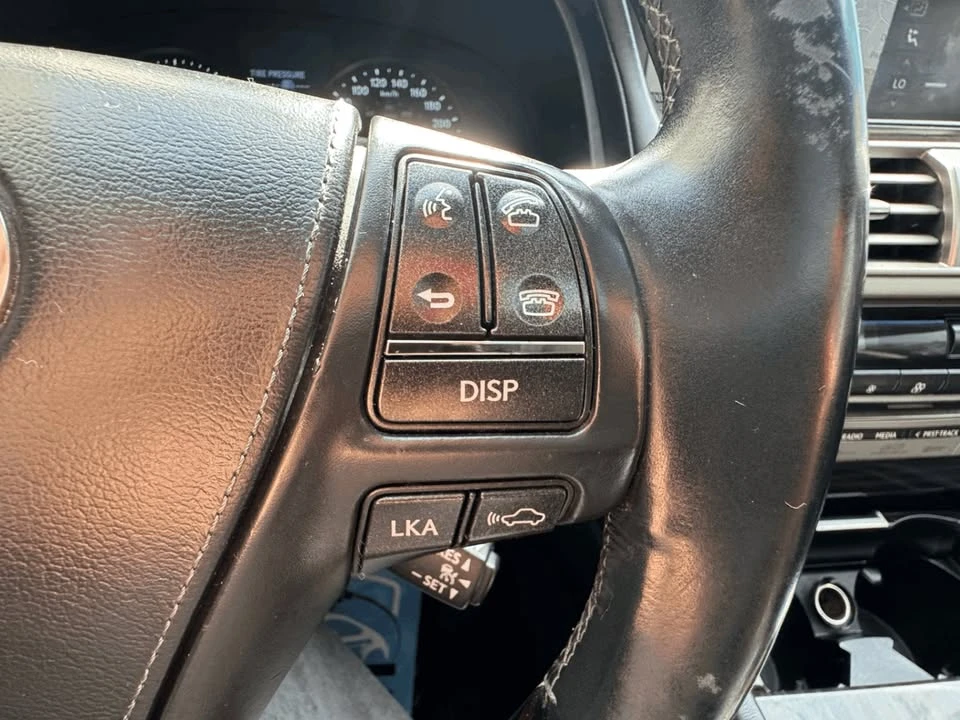 2015 Lexus LS 4th Gen - Image 13 of 19