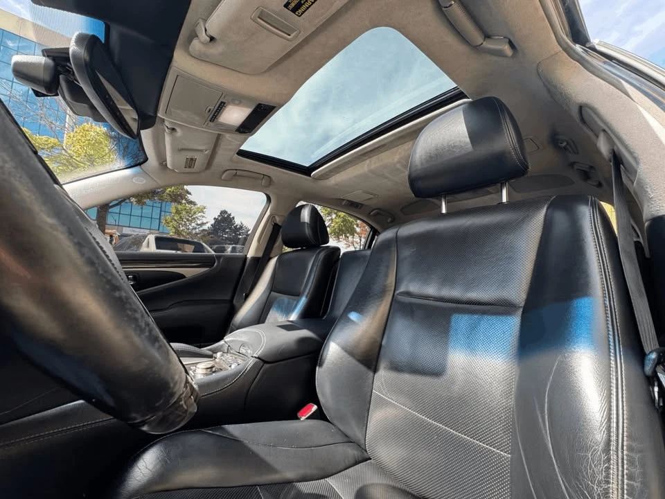 2015 Lexus LS 4th Gen - Image 7 of 19