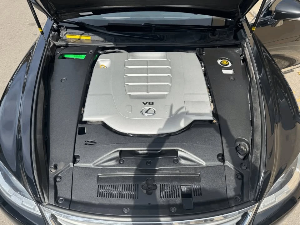 2015 Lexus LS 4th Gen - Image 19 of 19