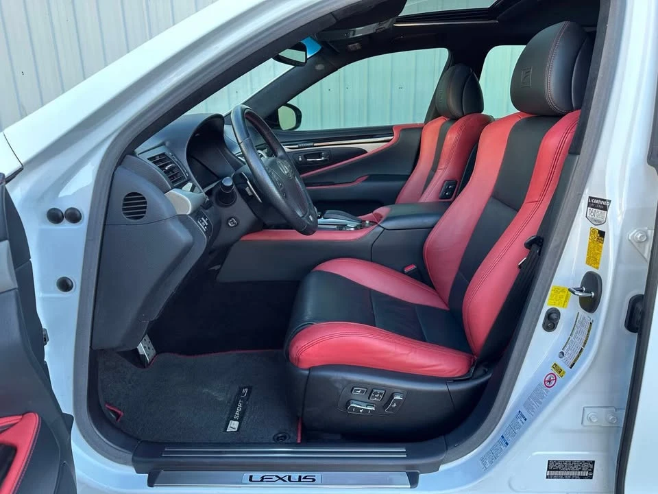 2015 Lexus LS 4th Gen - Image 10 of 15