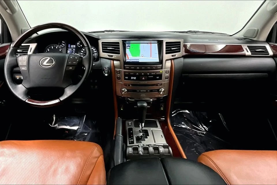 2015 Lexus LX 3rd Gen - Image 10 of 20