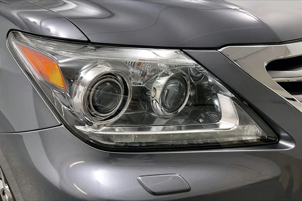 2015 Lexus LX 3rd Gen - Image 18 of 20
