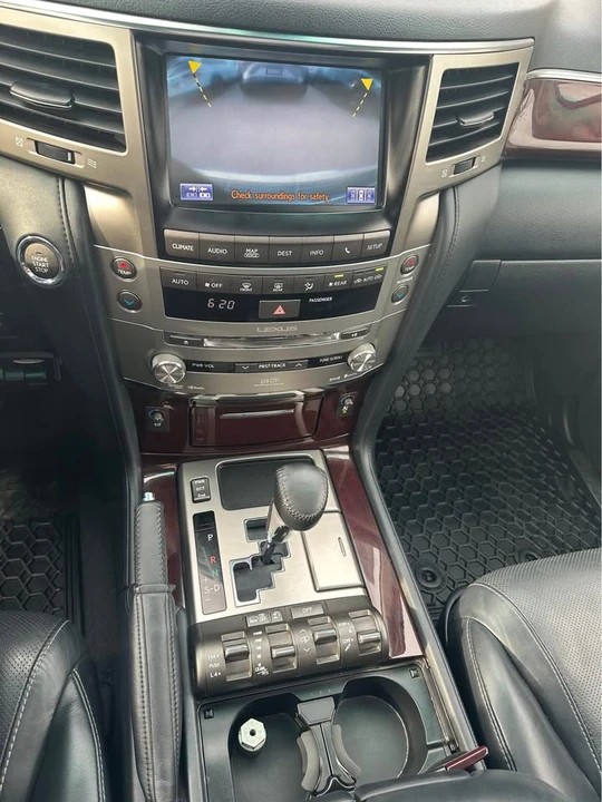 2015 Lexus LX 3rd Gen - Image 12 of 15