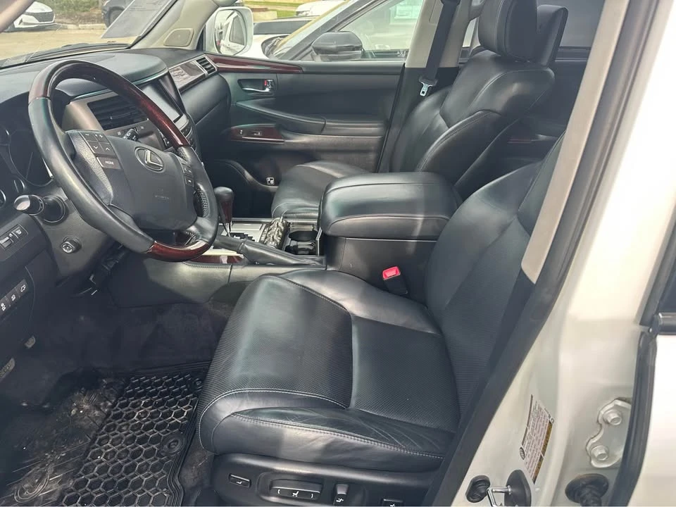 2015 Lexus LX 3rd Gen - Image 9 of 15
