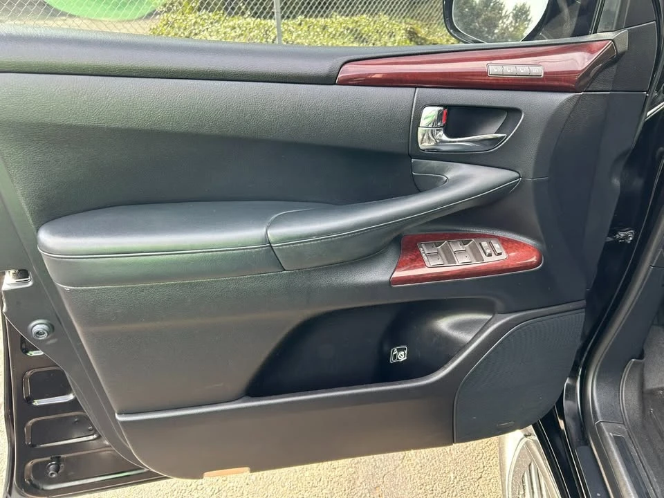2015 Lexus LX 3rd Gen - Image 8 of 20