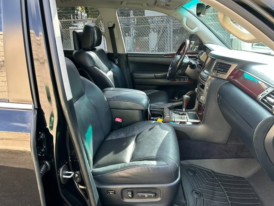 2015 Lexus LX 3rd Gen - Image 18 of 20